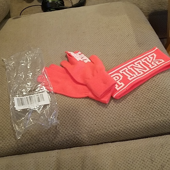 PINK Victoria's Secret Accessories - New pink Victoria's SECRET gloves headband set